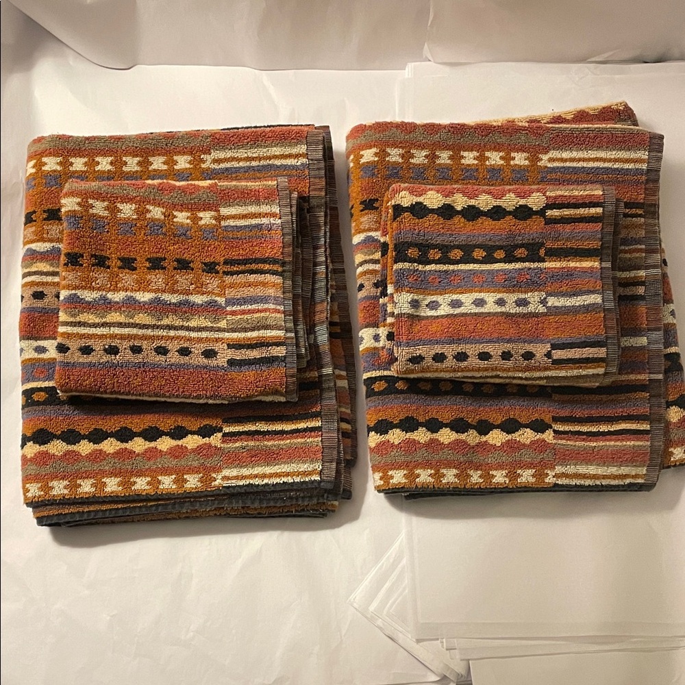 Missoni Bath and Hand Towel Set geometric pattern Made in Italy